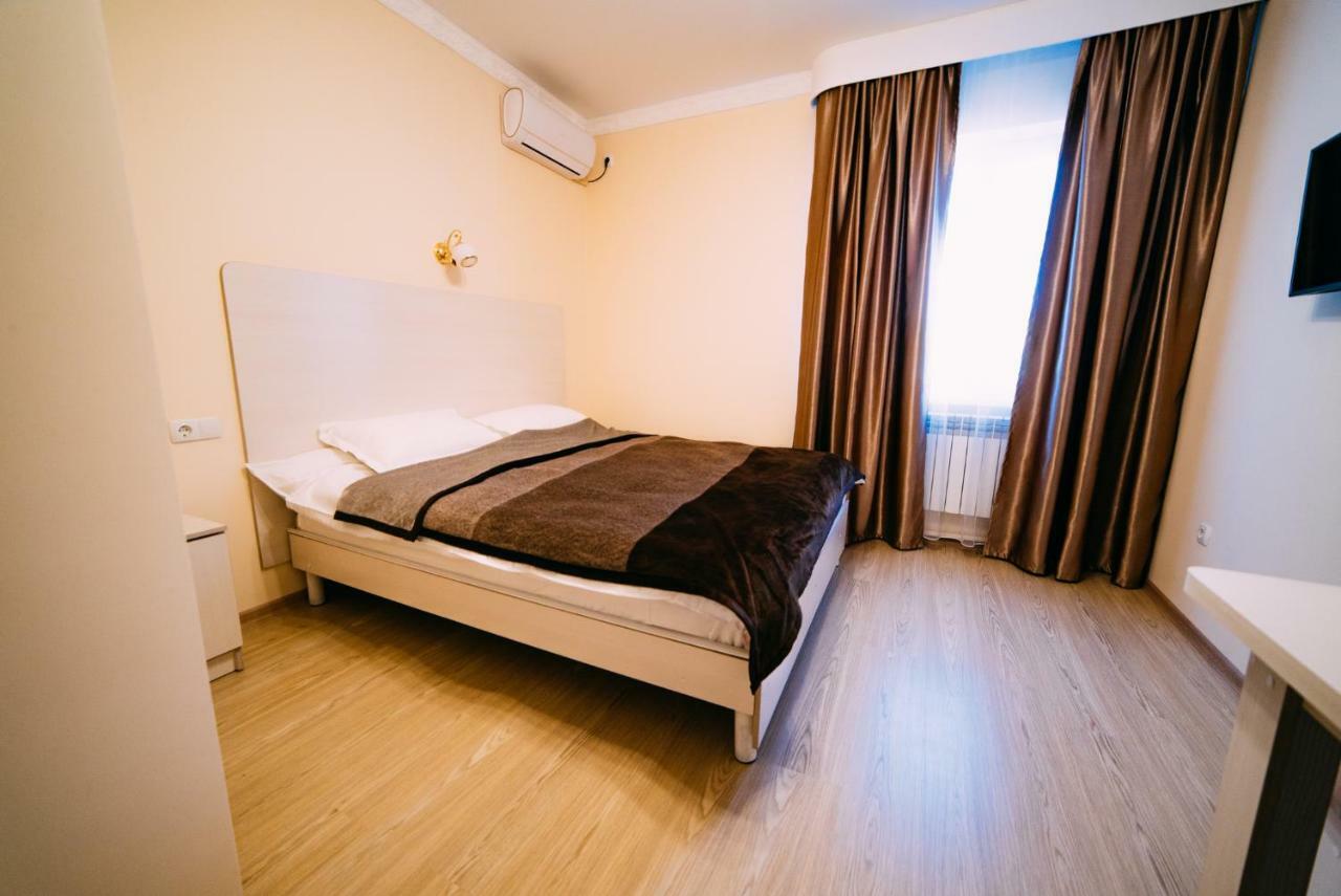 224 Hotel Almaty Exterior foto